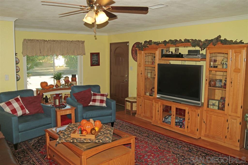 9244 Ruffin Road Santee, CA 92071 - Photo 4 of 5 Gallery Image 4