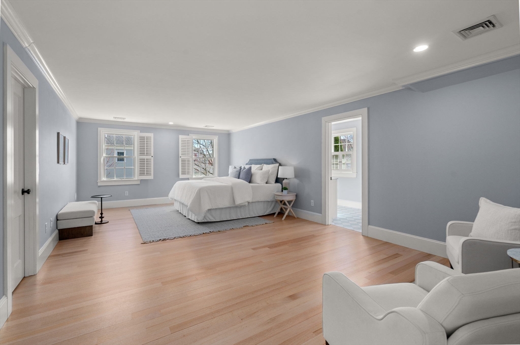 4 Maple Street, Unit 4 Medfield, MA 02052 - Photo 18 of 35