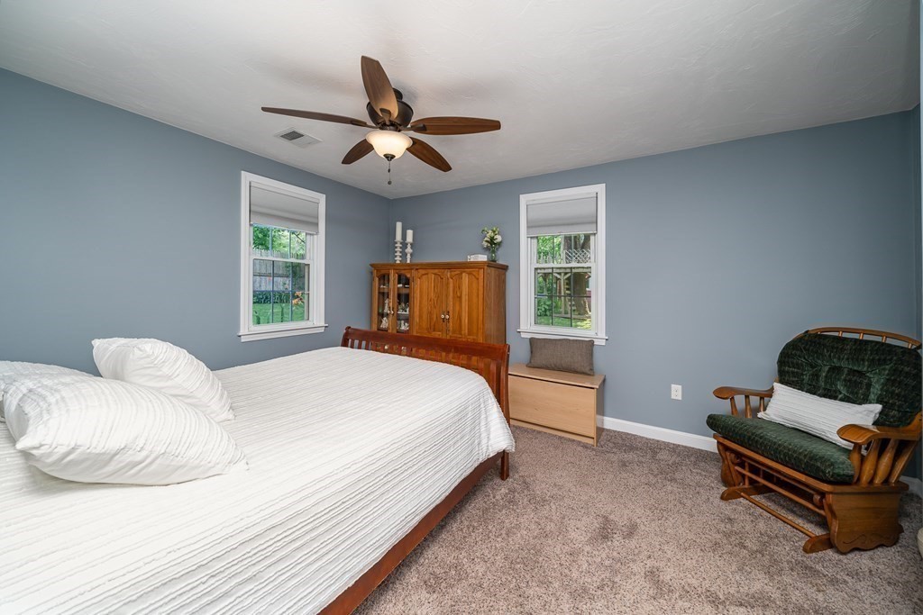 504 Maple Street Franklin, MA 02038 - Photo 15 of 39 Gallery Image 15