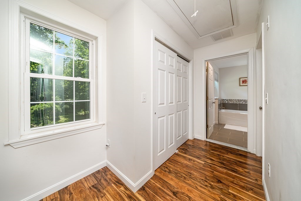 504 Maple Street Franklin, MA 02038 - Photo 20 of 39 Gallery Image 20