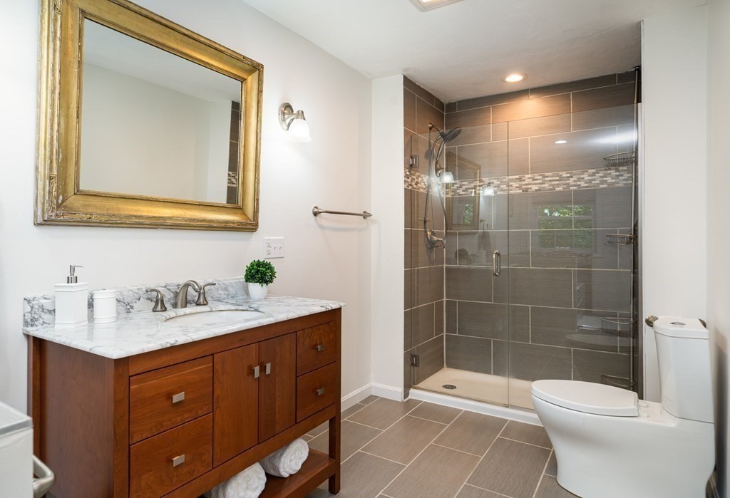 504 Maple Street Franklin, MA 02038 - Photo 25 of 39 Gallery Image 25
