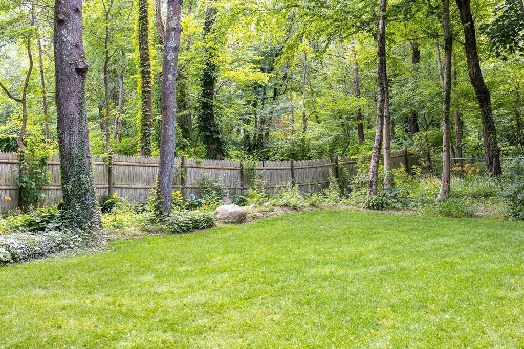 504 Maple Street Franklin, MA 02038 - Photo 33 of 39 Gallery Image 33