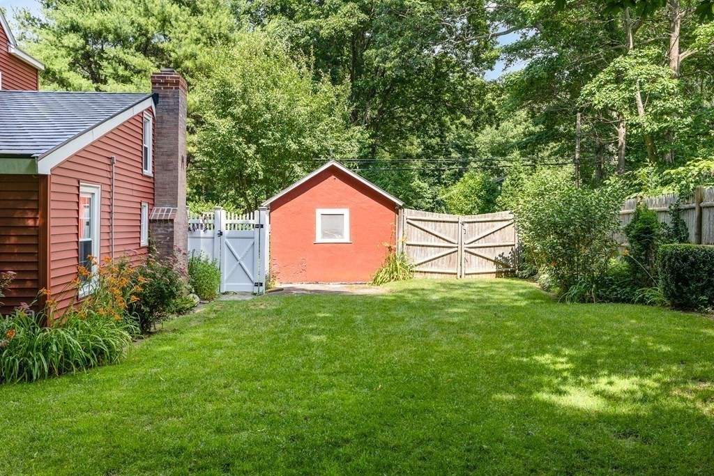 504 Maple Street Franklin, MA 02038 - Photo 34 of 39 Gallery Image 34