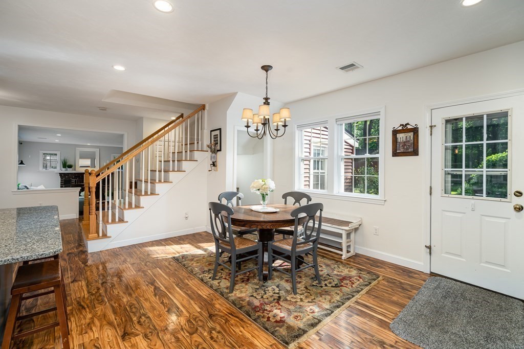 504 Maple Street Franklin, MA 02038 - Photo 9 of 39 Gallery Image 9