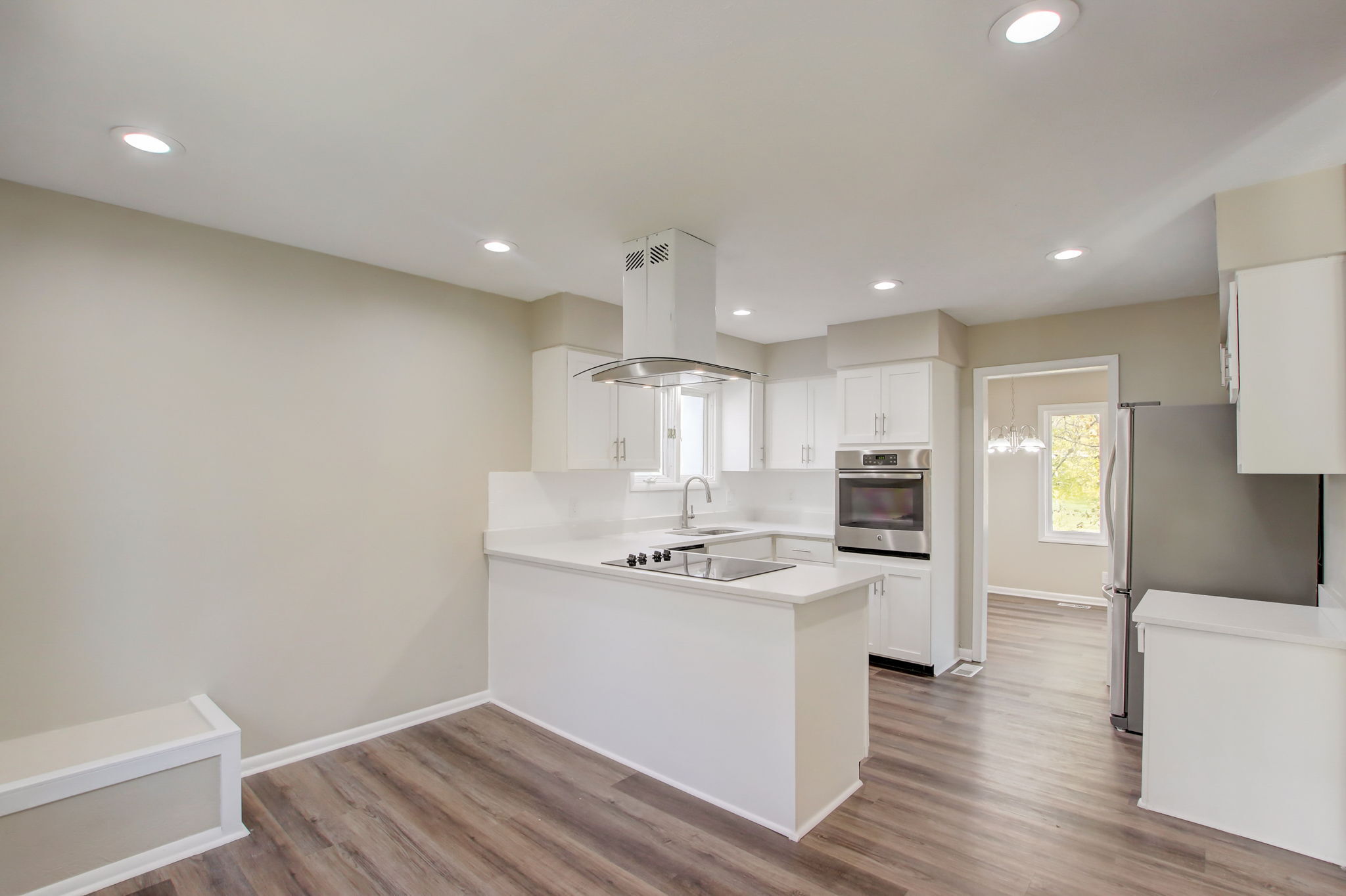 9035 Colgate Street Indianapolis, IN 46268 - Photo 4 of 16