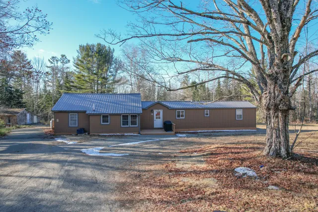 $265,000 | 924 Great Pond Road, Great Pond, ME 04408