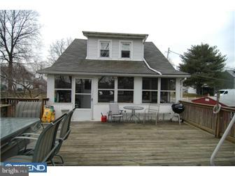547 R Upland Avenue Reading, PA 19611 - Photo 7 of 12 Exterior Back