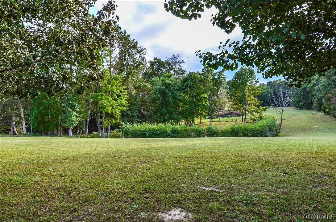 545 Stampers Bay Road Hartfield, VA 23071 - Photo 10 of 50 Gallery Image 10