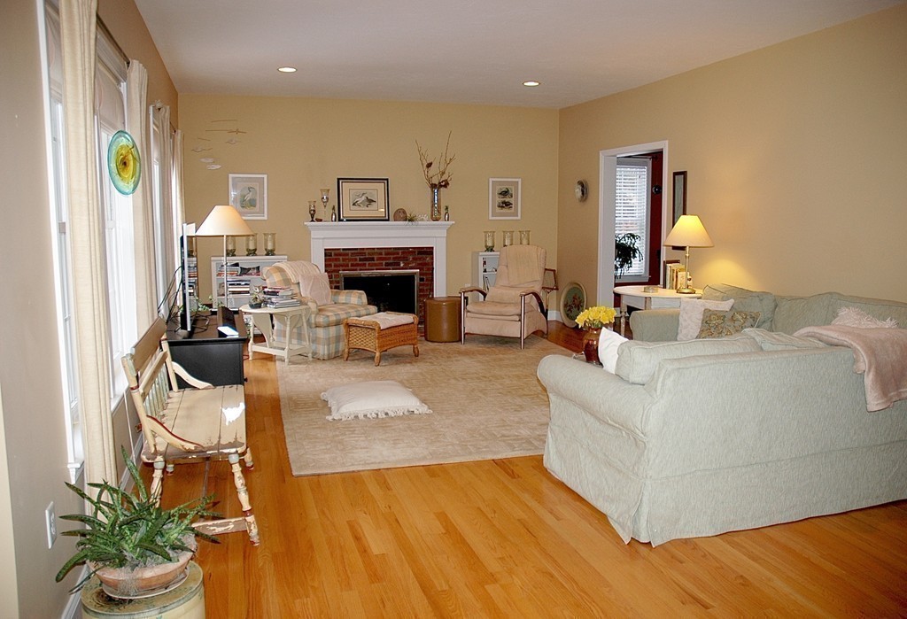 177 Gratuity Road Groton, MA 01450 - Photo 11 of 30 Gallery Image 11