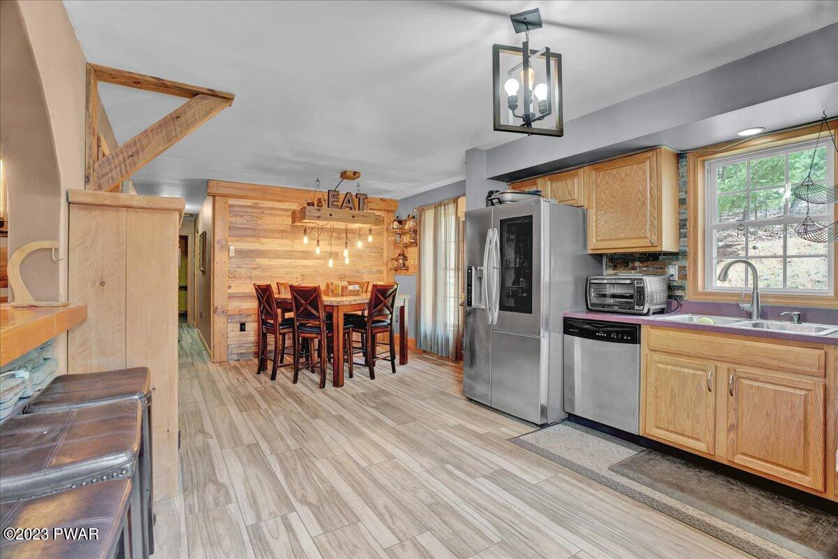 11 Elmwood Court Hawley, PA 18428 - Photo 6 of 40