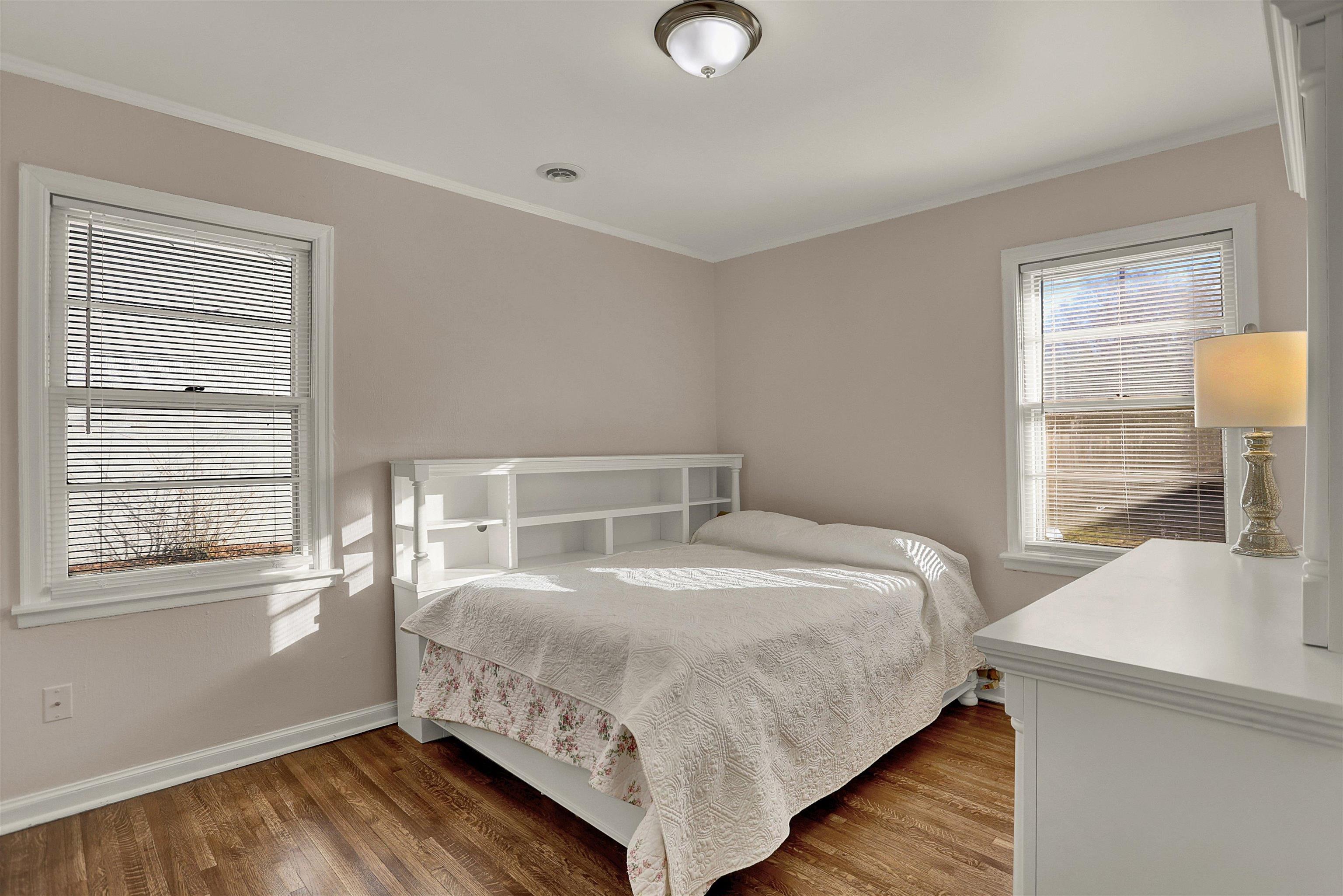 4607 Monaco Road Memphis, TN 38117 - Photo 15 of 25 a bedroom with a bed and window