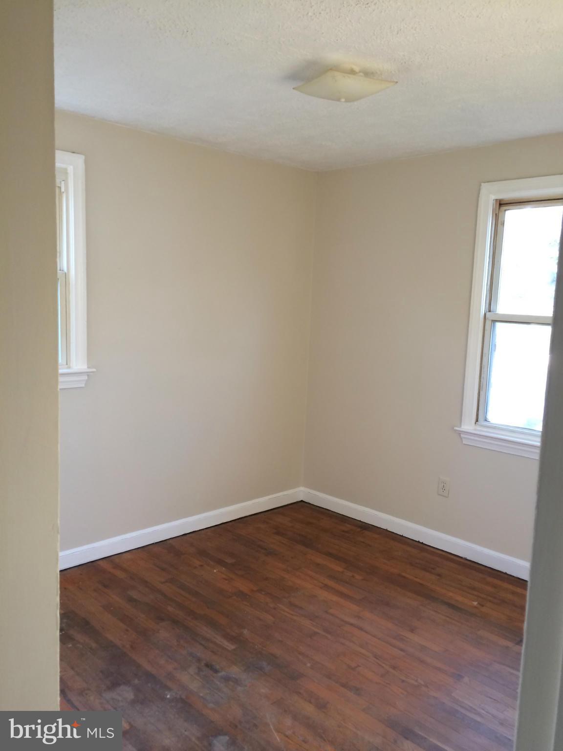 511 Pinewood Road Rockville, MD 20850 - Photo 10 of 16 Bedroom