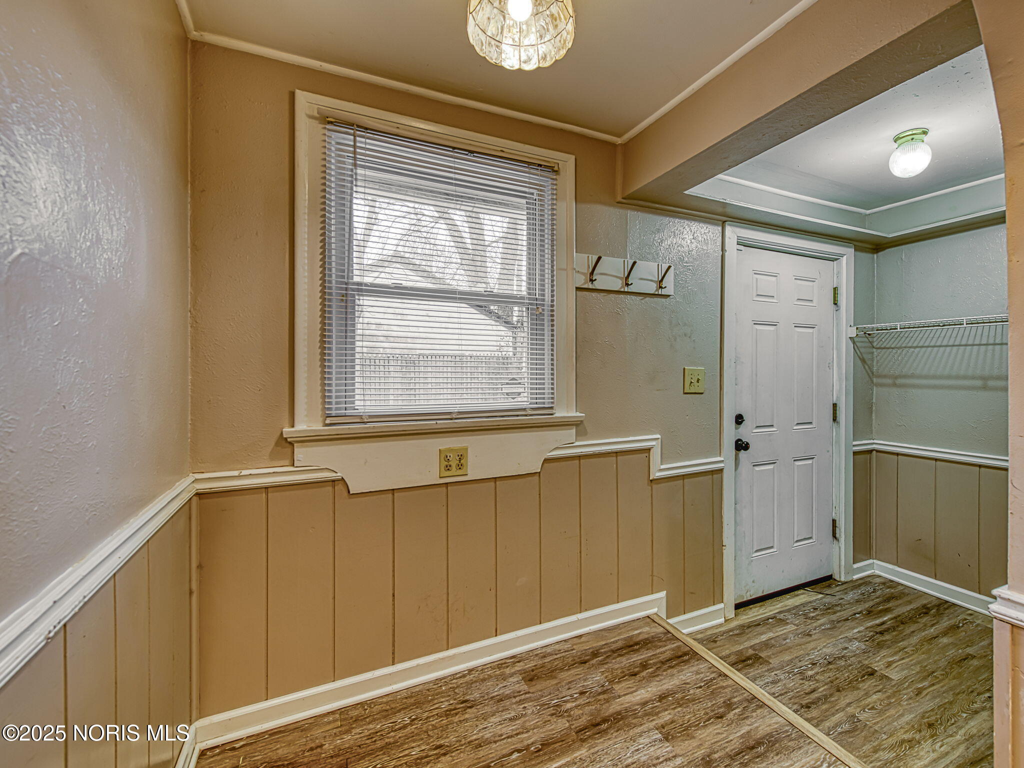 1819 Shenandoah Road Toledo, OH 43607 - Photo 19 of 35 19-web-or-mls-1819 Shenandoah-145_17 (1)