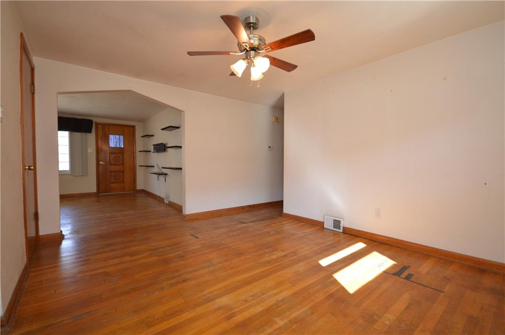 122 Fitzsimmons Road Monroeville, PA 15239 - Photo 12 of 47 Gallery Image 12