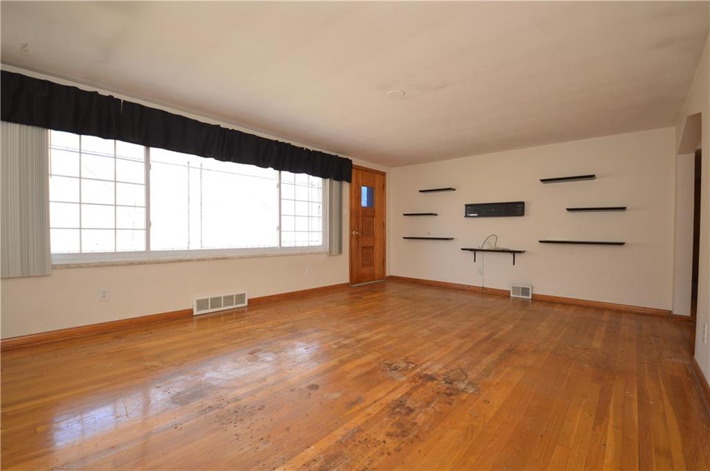 122 Fitzsimmons Road Monroeville, PA 15239 - Photo 9 of 47 Gallery Image 9