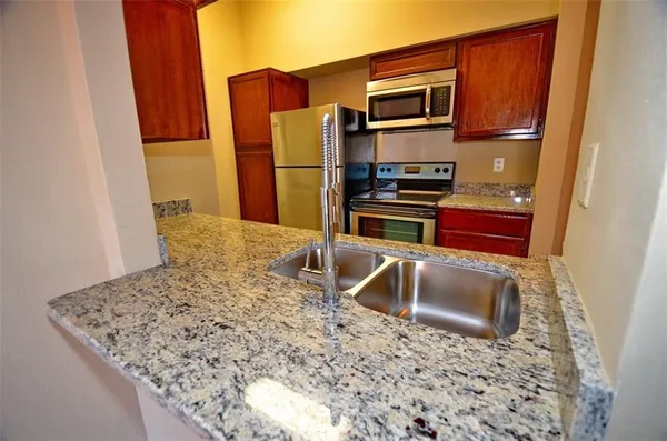 $1,275 | 3701 Cedarplaza Lane, Unit 305, Dallas, TX 75209