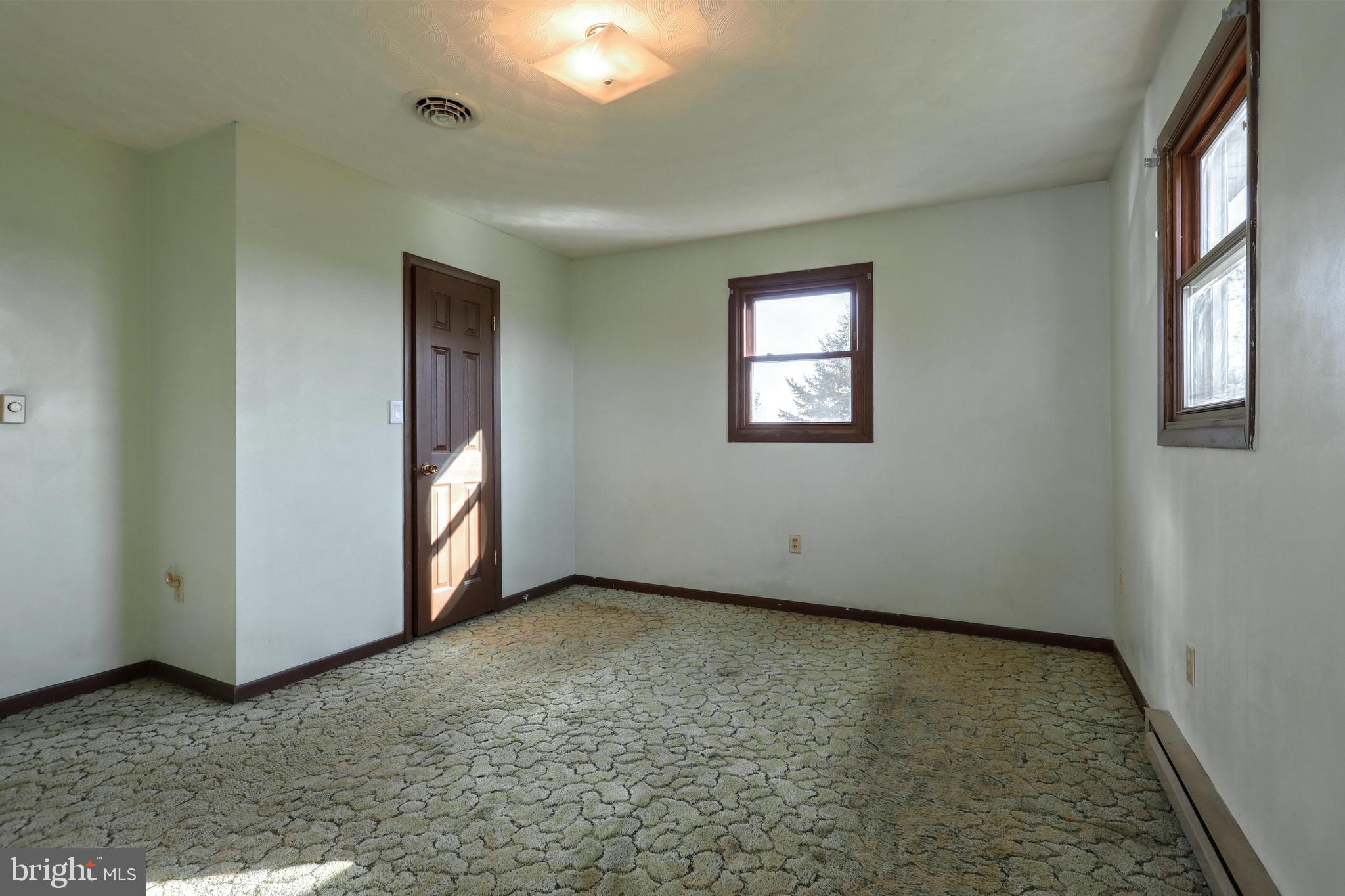 527 Teeter Road Littlestown, PA 17340 - Photo 18 of 54