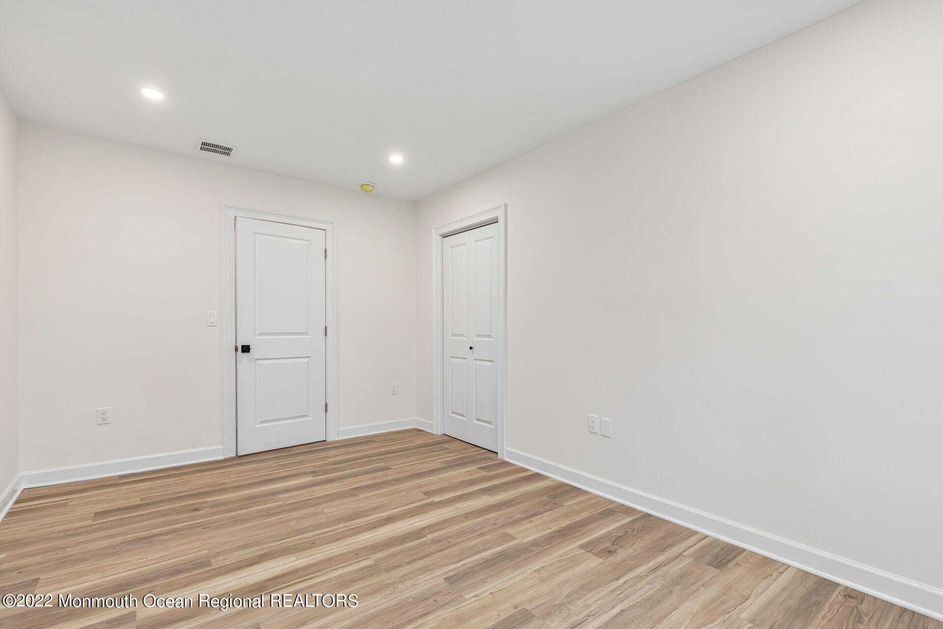 140 Pension Road Manalapan, NJ 07726 - Photo 20 of 34 019-1920x1280-photo