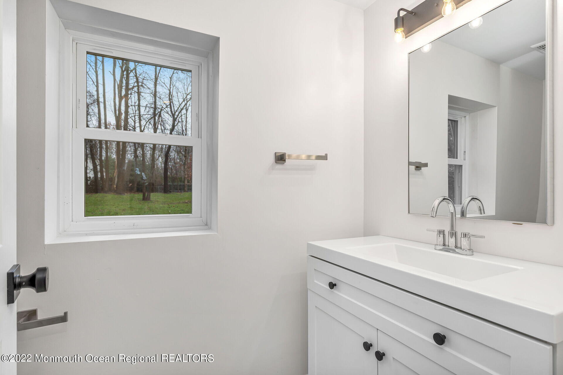140 Pension Road Manalapan, NJ 07726 - Photo 25 of 34 016-1920x1280-photo