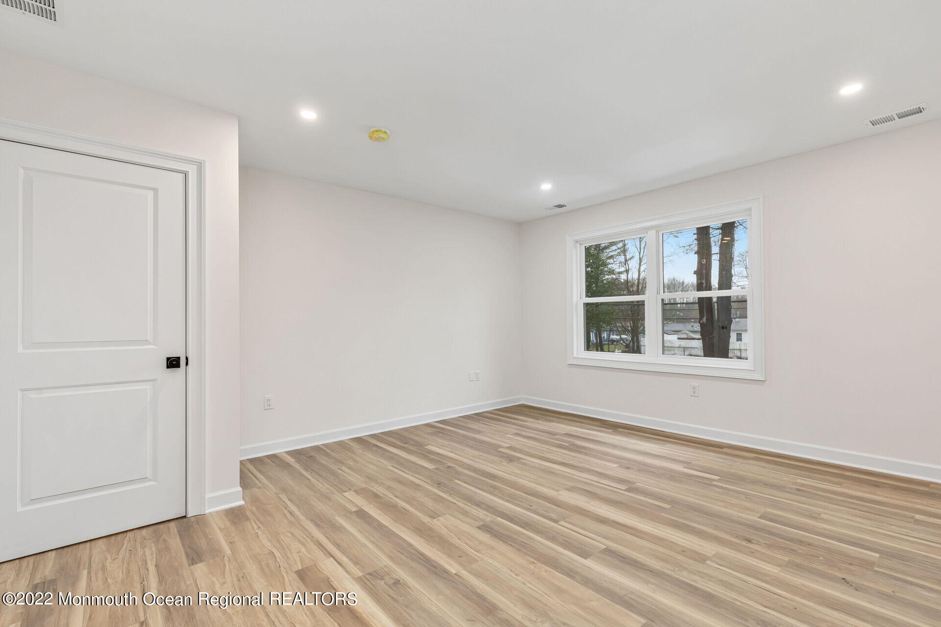 140 Pension Road Manalapan, NJ 07726 - Photo 27 of 34 023-1920x1280-photo