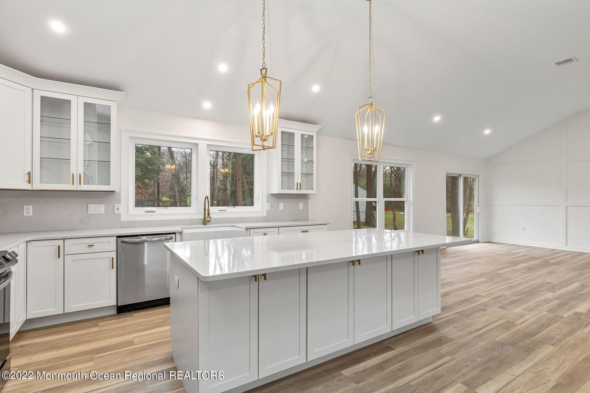 140 Pension Road Manalapan, NJ 07726 - Photo 8 of 34 008-1920x1280-photo