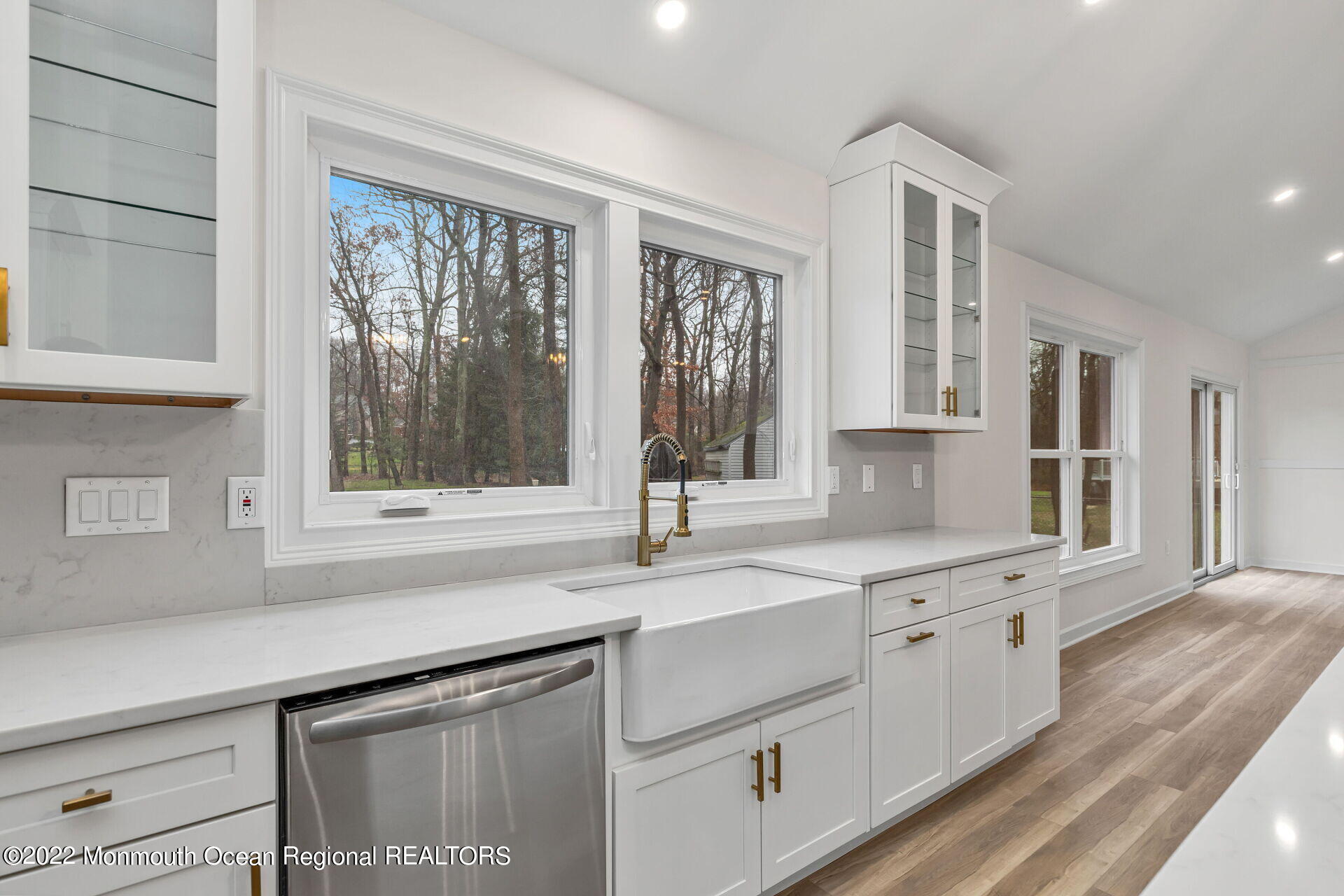 140 Pension Road Manalapan, NJ 07726 - Photo 9 of 34 009-1920x1280-photo