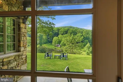 $3,999,000 | 3665 Creels Lane, The Plains, VA 20198