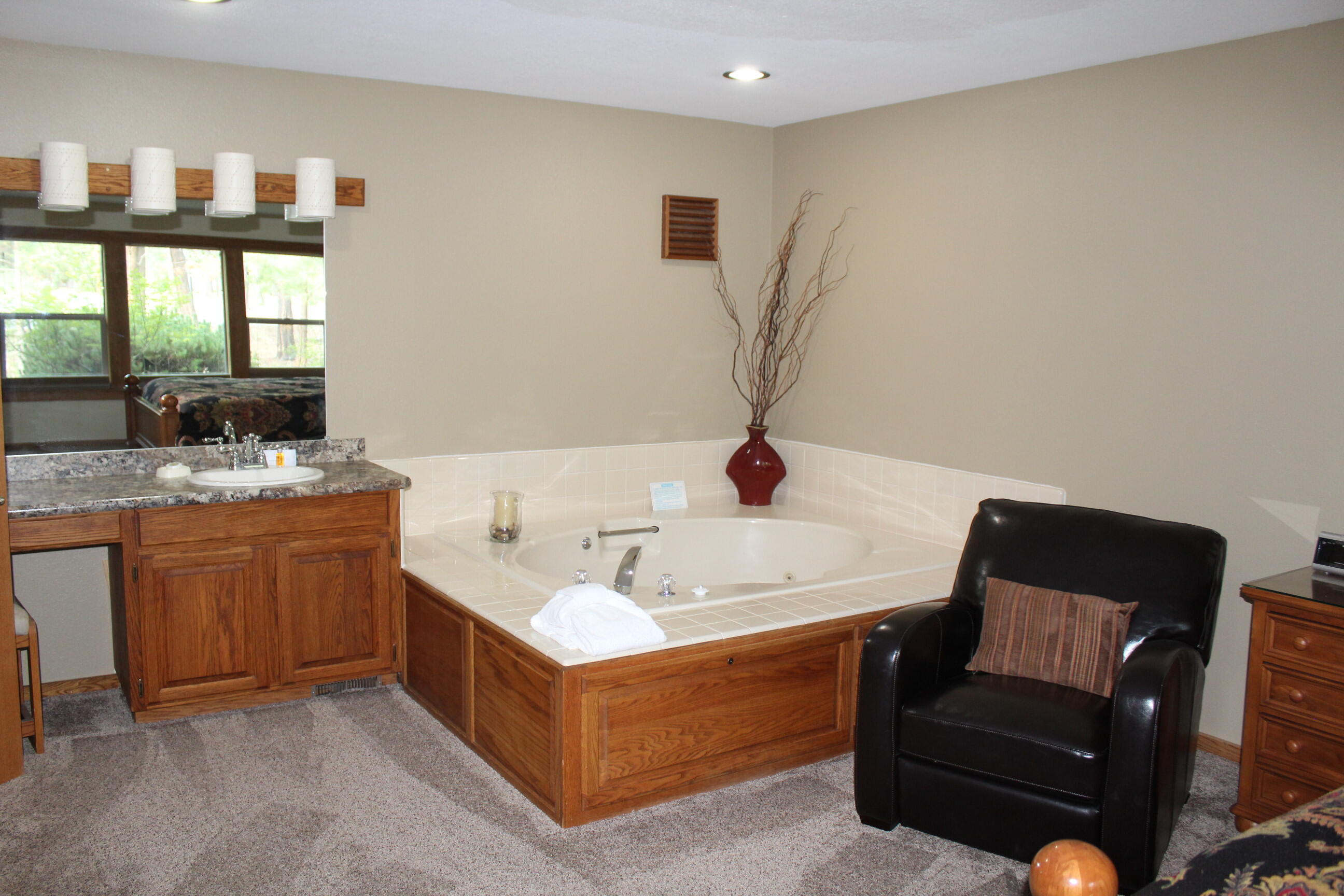 57307 Beaver Ridge Loop, Unit 7A Sunriver, OR 97707 - Photo 17 of 28 18-PrimeBed-R7