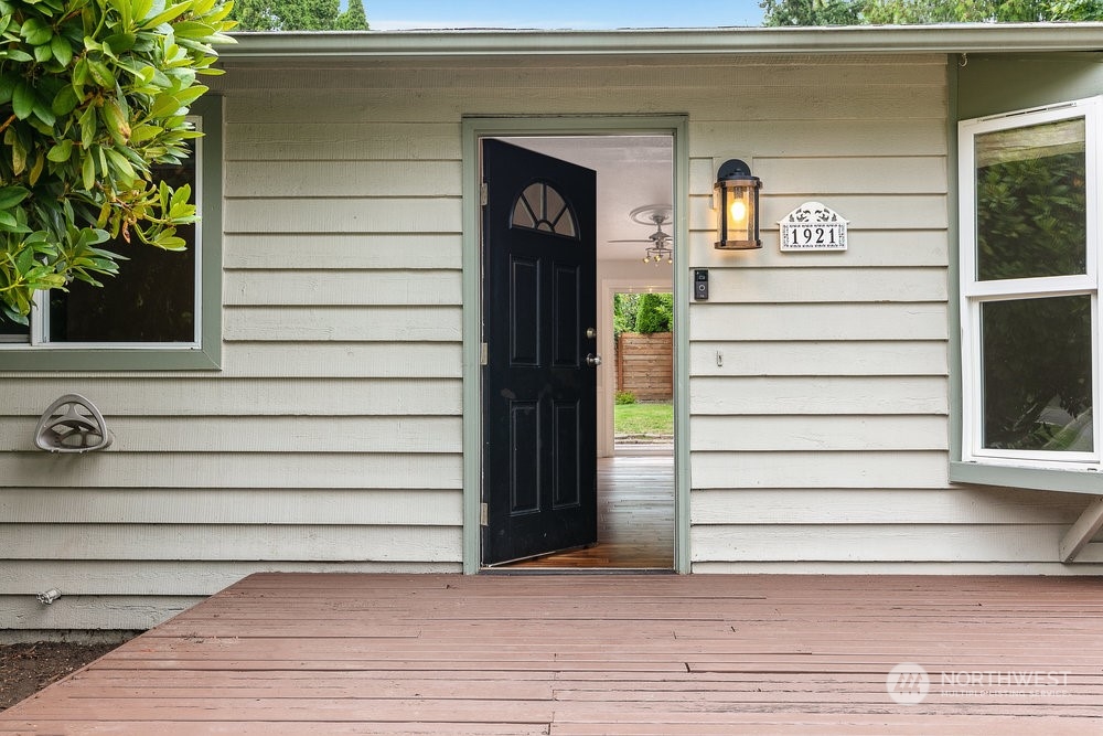 1921 169th Place Southeast Bothell, WA 98012 - Photo 4 of 27