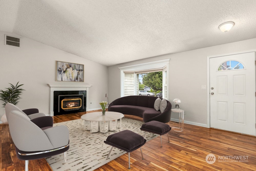 1921 169th Place Southeast Bothell, WA 98012 - Photo 6 of 27