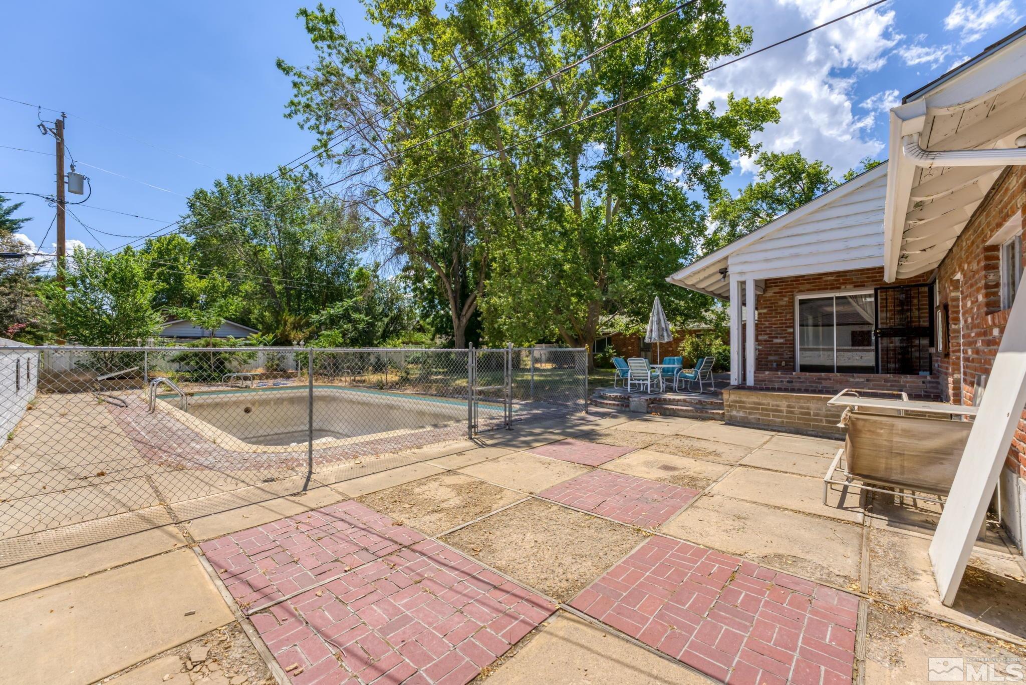 880 Marsh Avenue Reno, NV 89509 - Photo 24 of 27 Photo 24