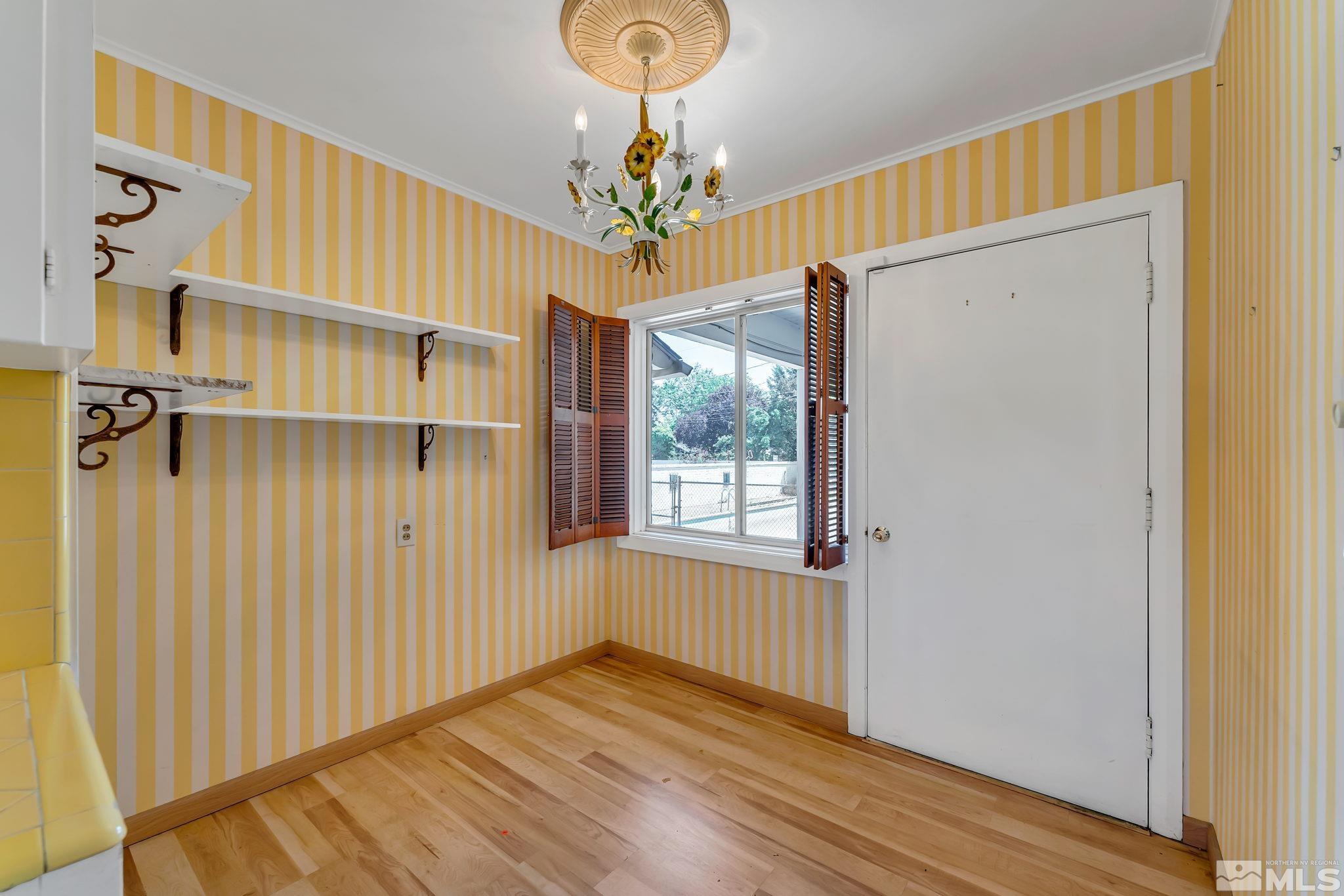 880 Marsh Avenue Reno, NV 89509 - Photo 9 of 27 Photo 9