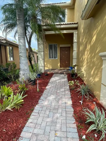$4,500 | 584 Conservation Drive, Weston, FL 33327