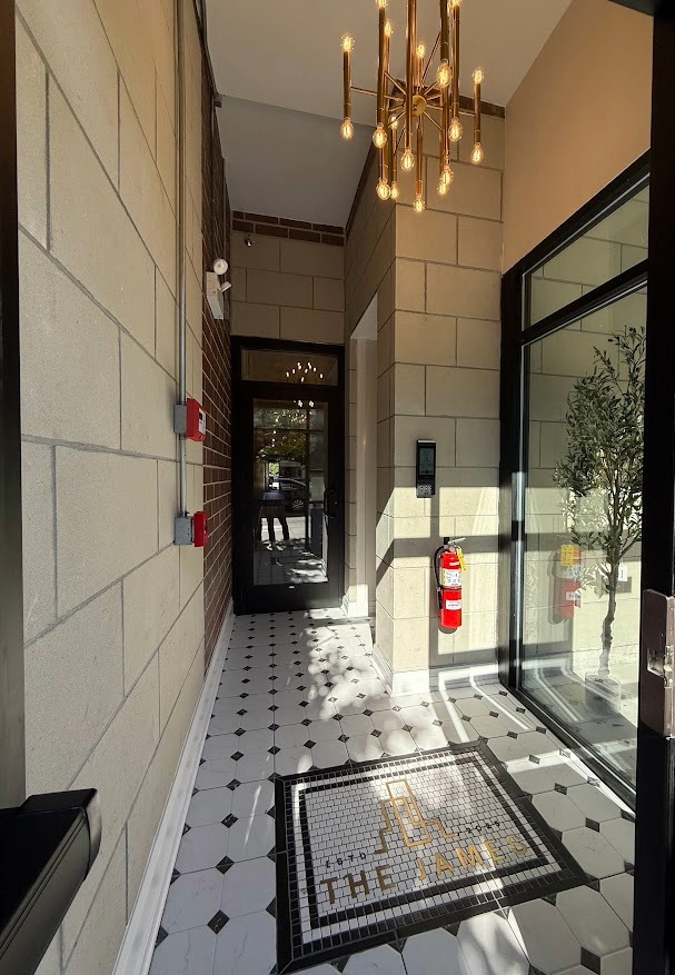 1036 Lake Street, Unit 3N Oak Park, IL 60301 - Photo 3 of 24 a view of entryway with a flat screen tv