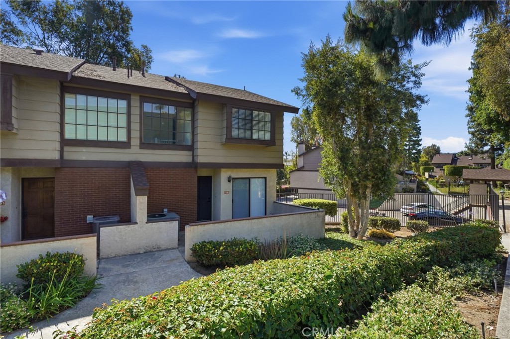 1491 West Lambert Road La Habra, CA 90631 - Photo 3 of 64