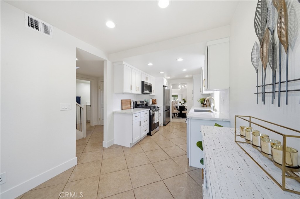1491 West Lambert Road La Habra, CA 90631 - Photo 7 of 64