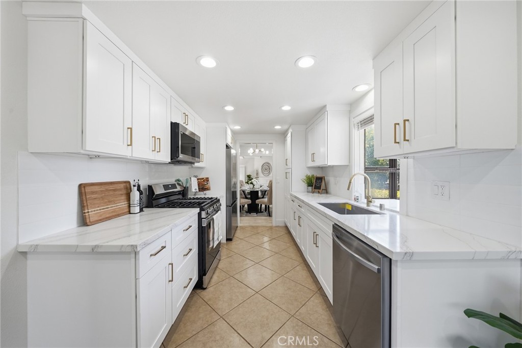 1491 West Lambert Road La Habra, CA 90631 - Photo 9 of 62