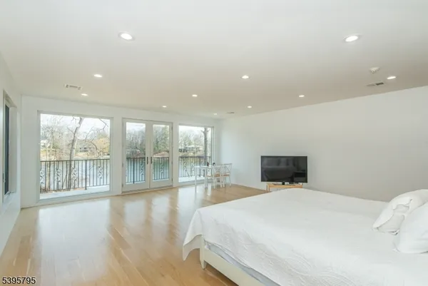 $3,600,000 | 34 West Shore Road, Mountain Lakes, NJ 07046