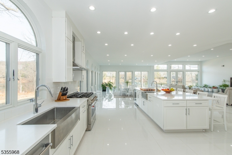 34 West Shore Road Mountain Lakes, NJ 07046 - Photo 4 of 49