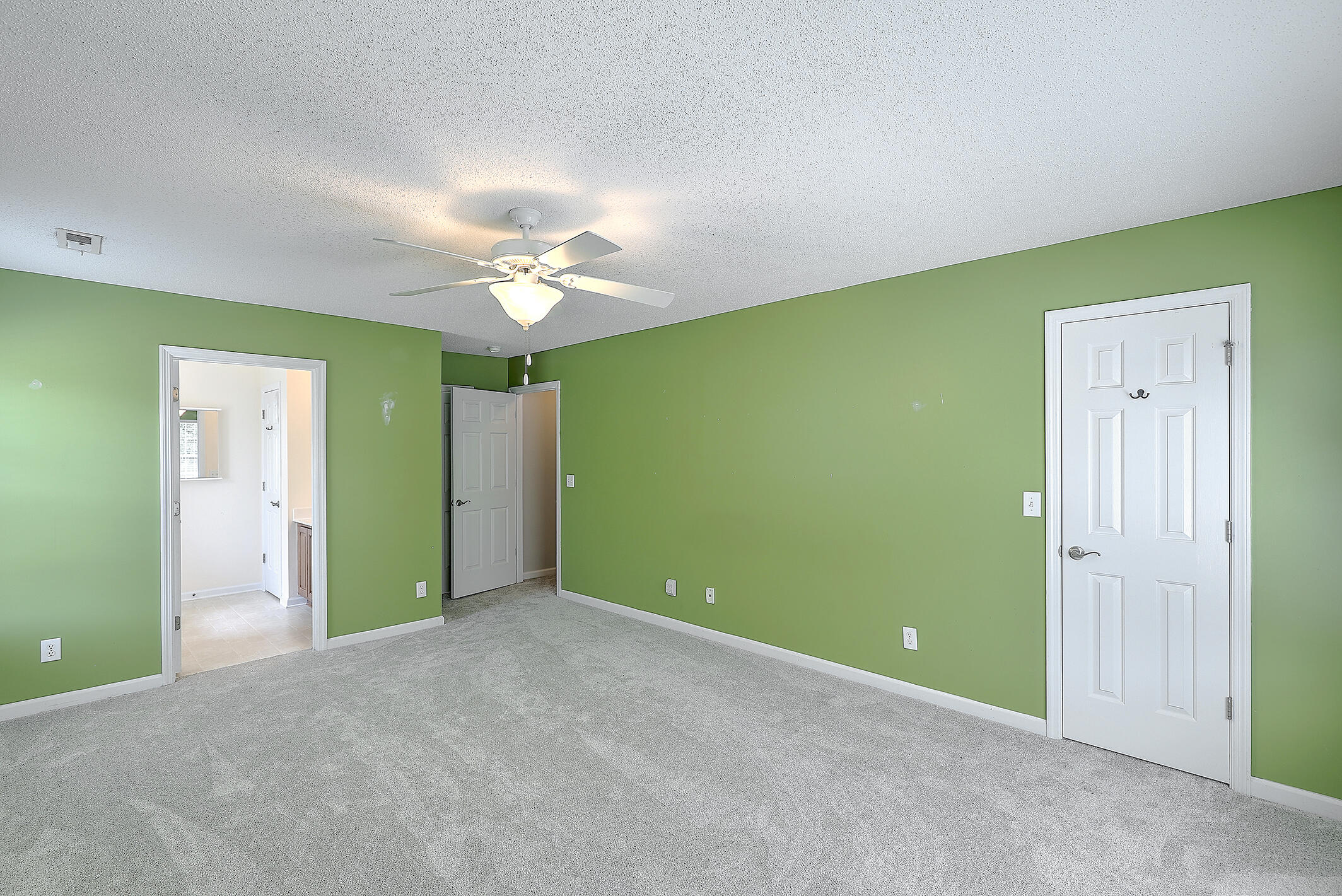 124 Harvest Moon Road Moncks Corner, SC 29461 - Photo 22 of 35 Owner's Suite