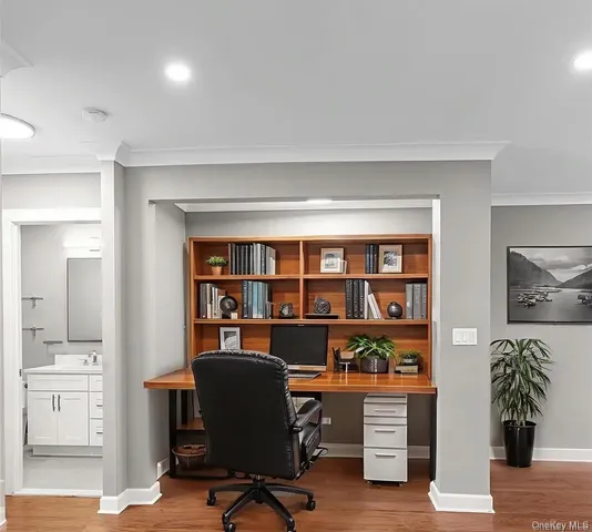 $425,000 | 1133 Midland Avenue, Unit 2C, Bronxville, NY 10708