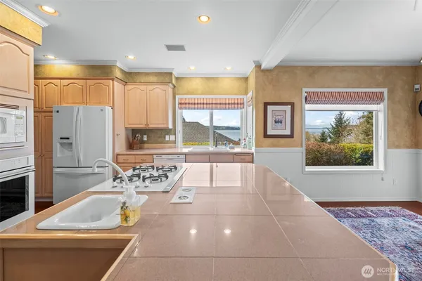 $1,200,000 | 2839 Chambers Bay Drive, Steilacoom, WA 98388