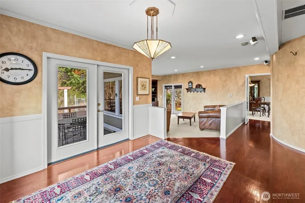 $1,200,000 | 2839 Chambers Bay Drive, Steilacoom, WA 98388