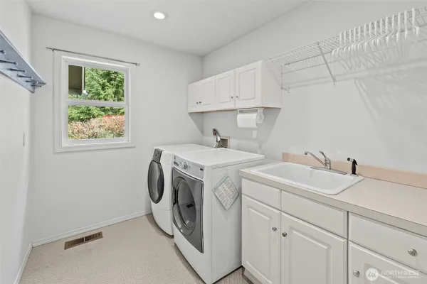 $1,200,000 | 2839 Chambers Bay Drive, Steilacoom, WA 98388