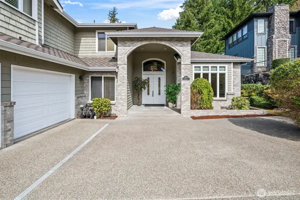 $1,200,000 | 2839 Chambers Bay Drive, Steilacoom, WA 98388
