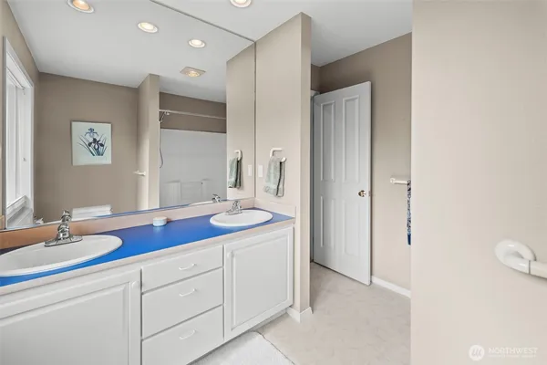 $1,200,000 | 2839 Chambers Bay Drive, Steilacoom, WA 98388