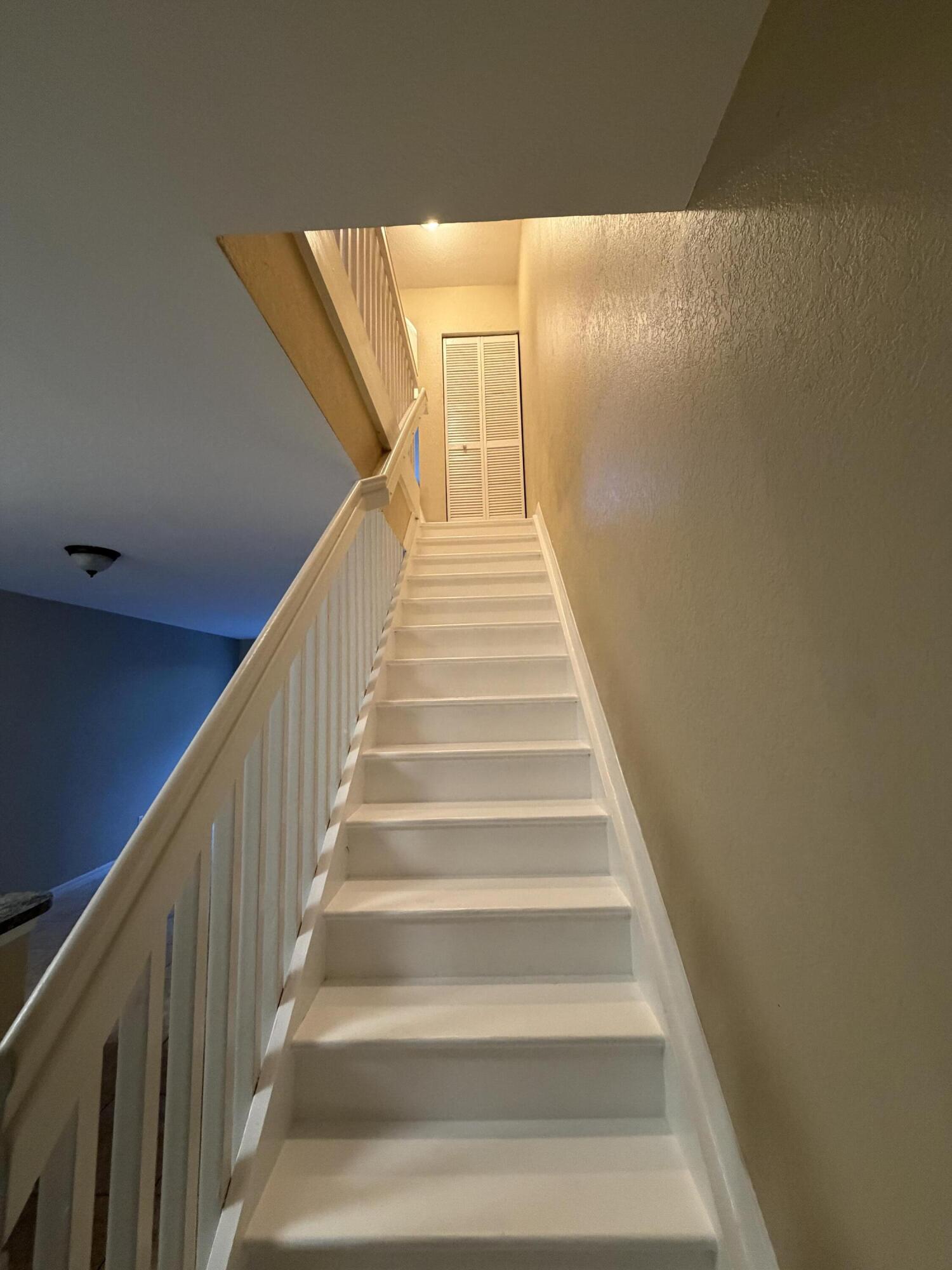 1992 Alamanda Way Riviera Beach, FL 33404 - Photo 6 of 13 a view of entryway