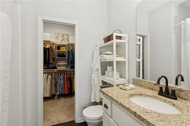 $275,000 | 104 South Mc Gee Street, Tonganoxie, KS 66086