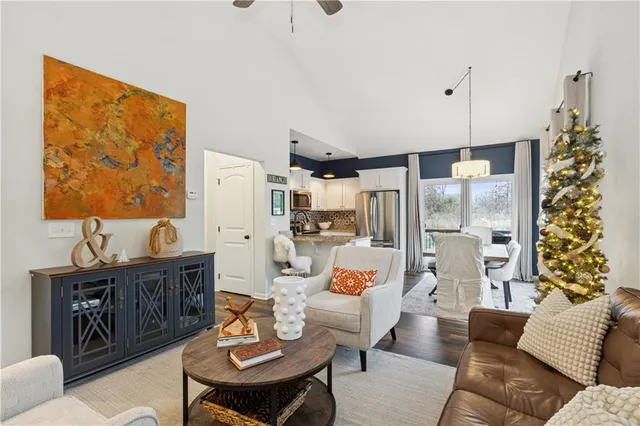 $275,000 | 104 South Mc Gee Street, Tonganoxie, KS 66086