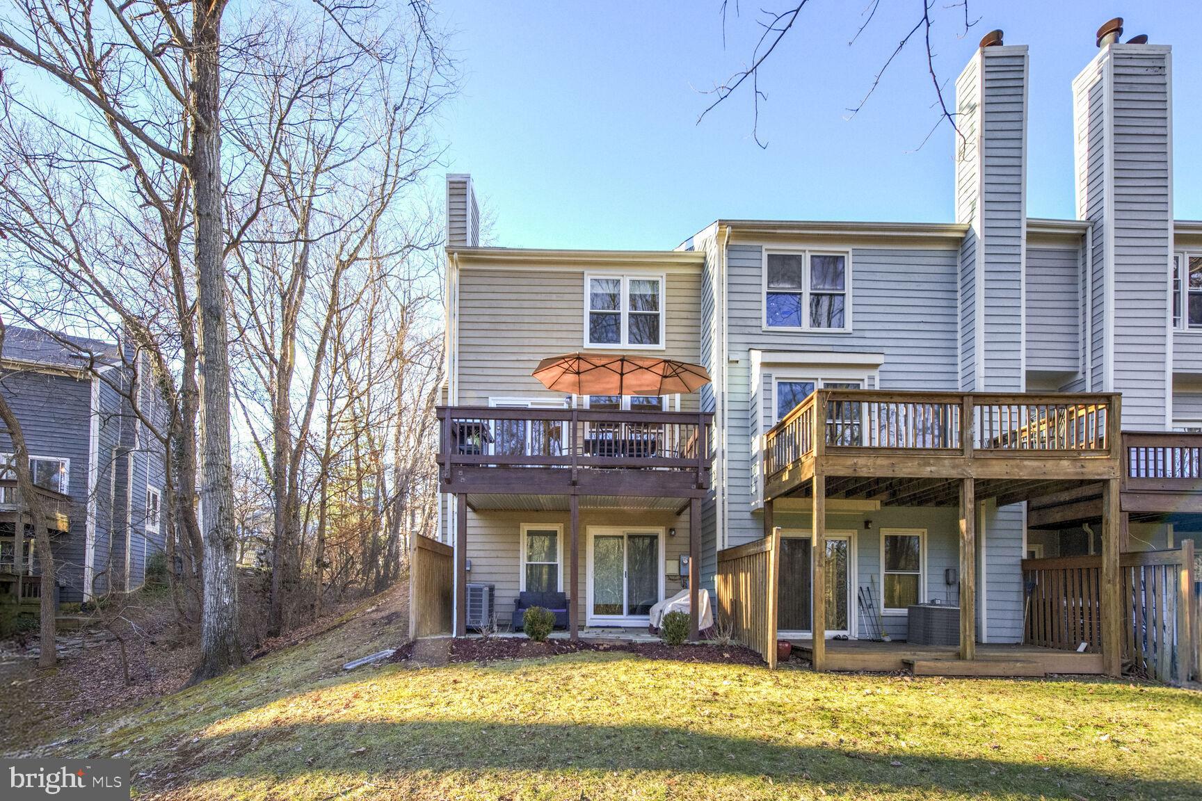 1642 Oak Spring Way Reston, VA 20190 - Photo 28 of 30 Rear Exterior